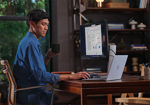 HP EliteBook 8 G1i 16 inç Notebook U7,16/512 (AD2Y9ET) HP EliteBook 8 G1 16 inch Notebook LS