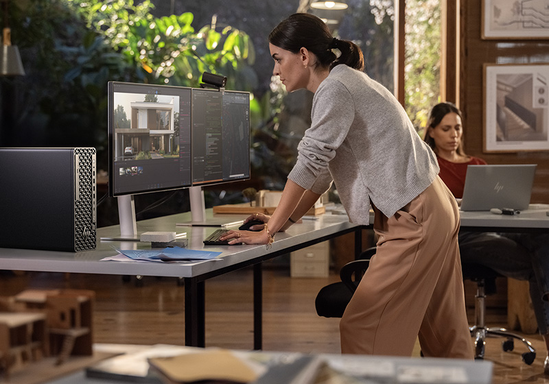 HP Z2 G1i SFF Masaüstü İş İstasyonu LS